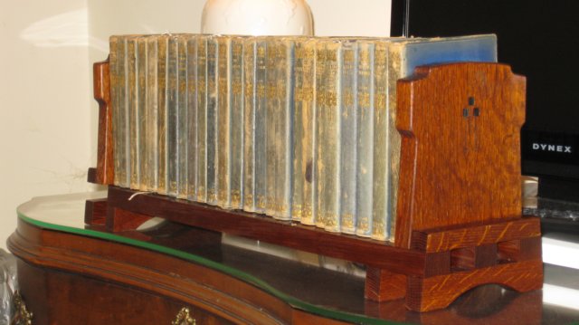 bookrackwepurchasedatartsandcraftsconferencew25volumebooksetmikepurchased.jpg