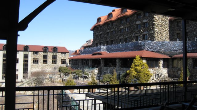 groveparkinn3.jpg