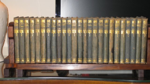 sirwalterscott25volumeleatherboundset1905.jpg