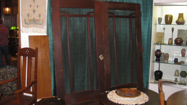 screendoorsfromgreeneandgreenesblackerhouse15000.jpg